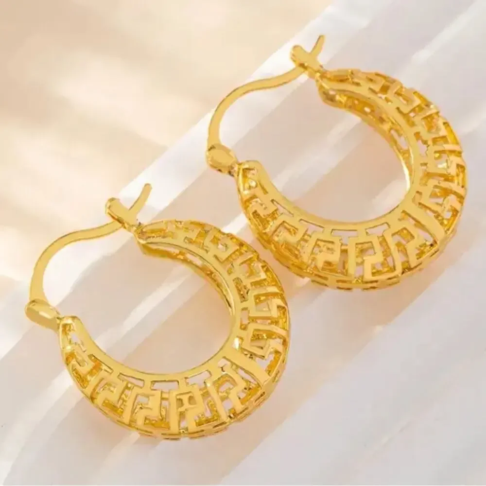 Gold Hoop Basket Earrings
